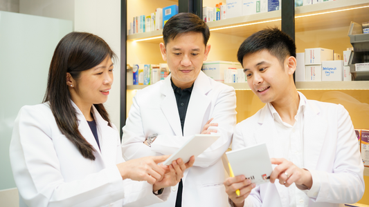 The Difference Between Online Pharmacy and Telemedicine: A Comprehensive Guide